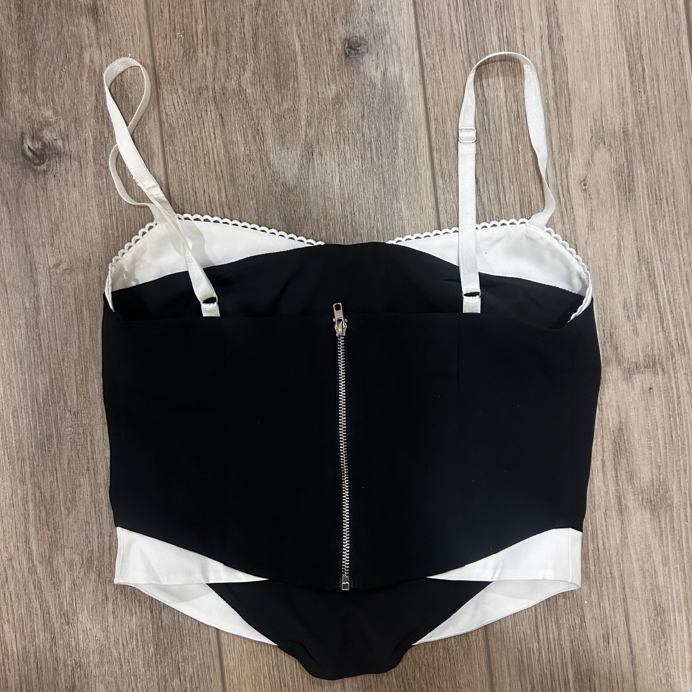 White Fox Boutique Women's Black and White Corset - Picture 3 of 3